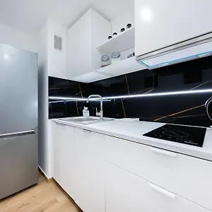 Unit Centrum By Metro Rondo Onz Warszawa
